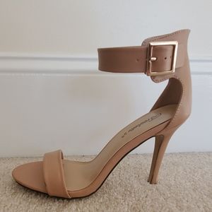 Tan Heels